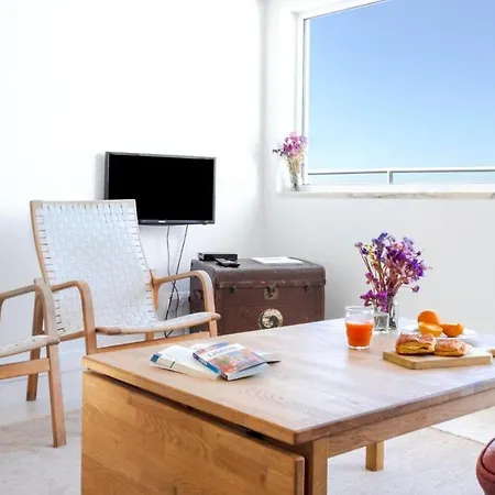 Plum Guide - Sunroom Catena * Lisboa
