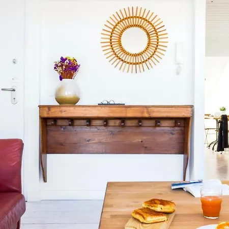 Plum Guide - Sunroom Catena Lisboa